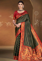 Load image into Gallery viewer, Green Art Silk Saree With Blouse