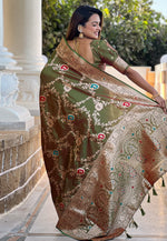 Load image into Gallery viewer, Green Banarasi Silk Saree With Blouse