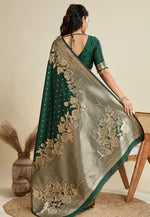 Load image into Gallery viewer, Green Kanjivaram Silk Saree With Blouse
