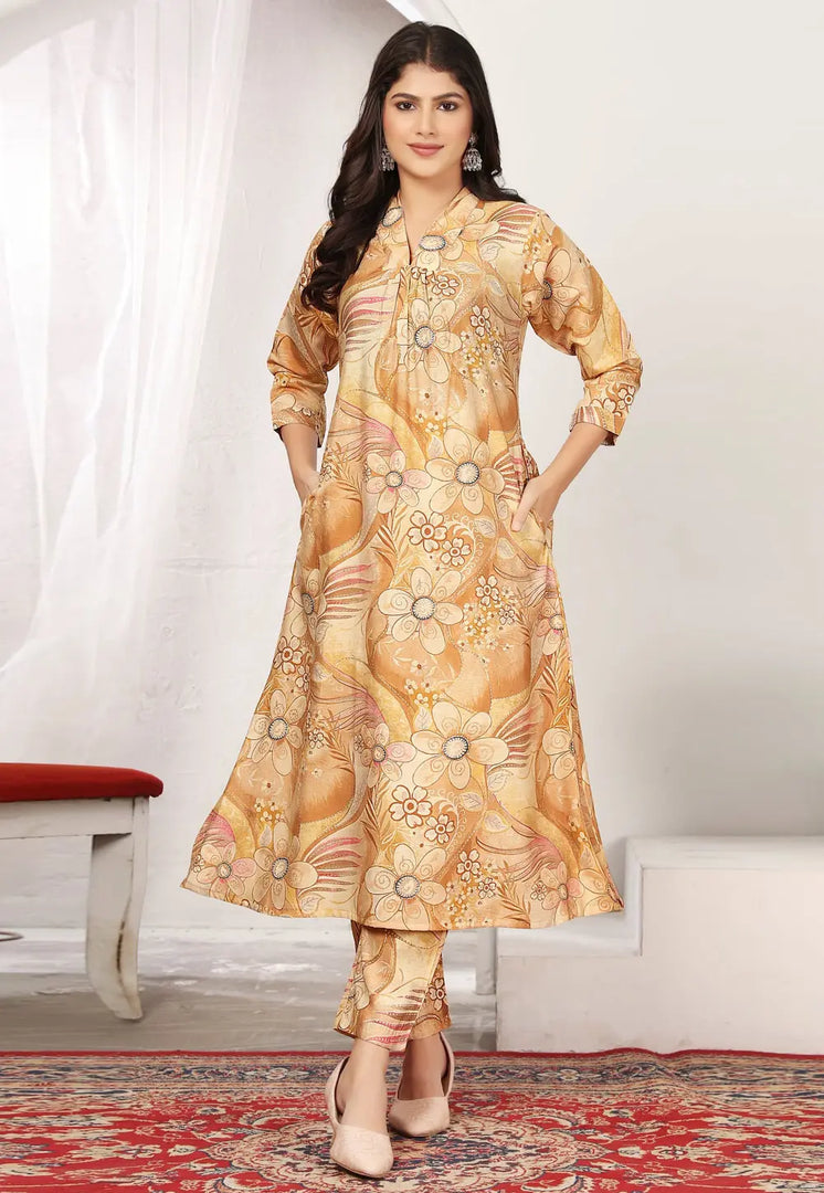 Beige Chanderi Kurta Set With Pent