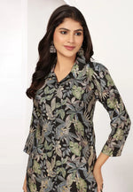 Load image into Gallery viewer, Black Chanderi Kurta Set With Pent
