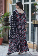 Load image into Gallery viewer, Black Cotton Readymade Long Anarkali Suit
