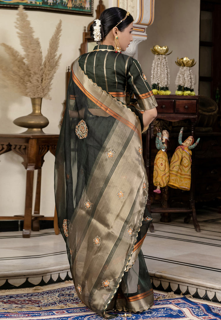 Black Linen Saree With Blouse