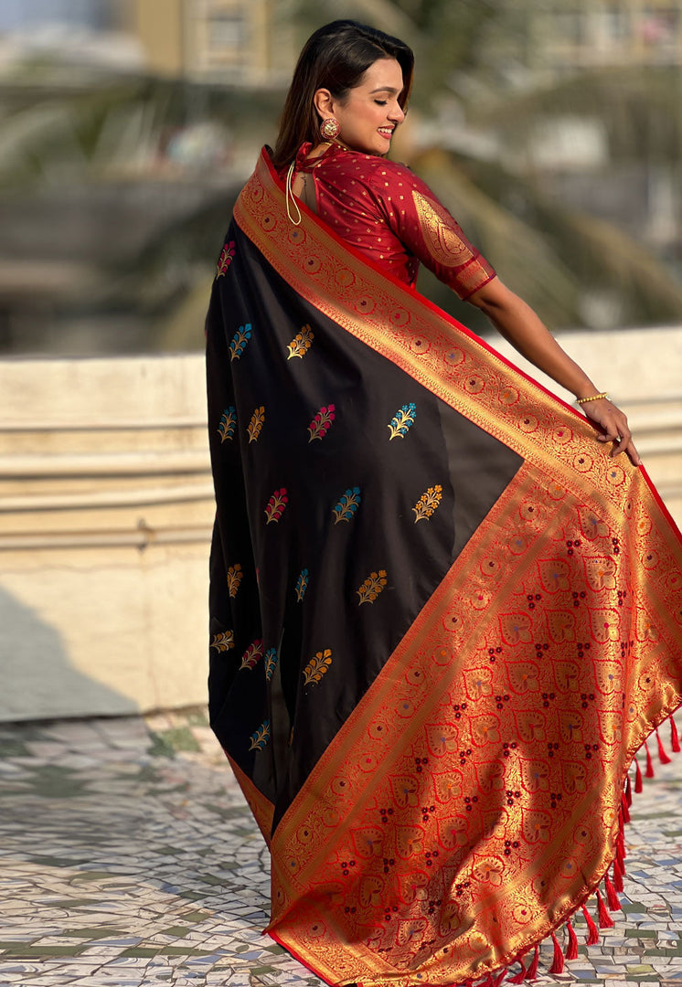 Black Silk Saree With Blouse