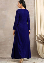 Load image into Gallery viewer, Blue Velvet Kurta Set With Pent
