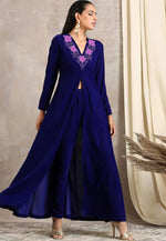 Load image into Gallery viewer, Blue Velvet Kurta Set With Pent
