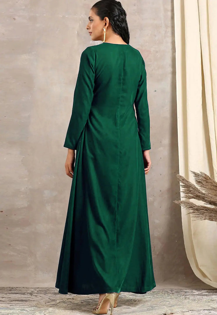 Green Velvet Kurta Set With Pent