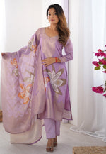 Load image into Gallery viewer, Lavender Chanderi Silk Readymade Pakistani Suit
