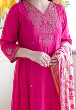 Load image into Gallery viewer, Magenta Chanderi Readymade Pakistani Suit

