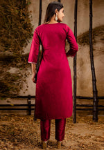 Load image into Gallery viewer, Magenta Silk Readymade Pakistani Suit
