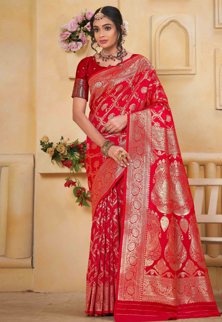 Magenta Silk Saree With Blouse