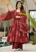 Load image into Gallery viewer, Maroon Cotton Readymade Palazzo Suit
