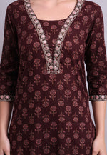Load image into Gallery viewer, Maroon Cotton Readymade Pant Style Suit
