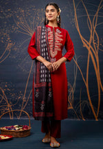 Load image into Gallery viewer, Maroon Cotton Silk Readymade Pakistani Suit
