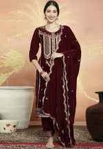 Load image into Gallery viewer, Maroon Velvet Pant Style Suit

