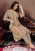 Load image into Gallery viewer, Multicolor Rayon Kurta Set With Pent
