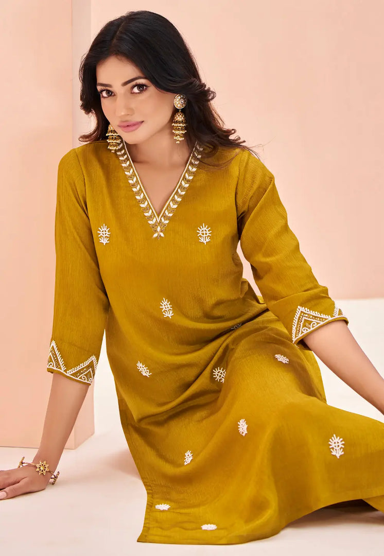Mustard Chinon Kurta Set With Pent