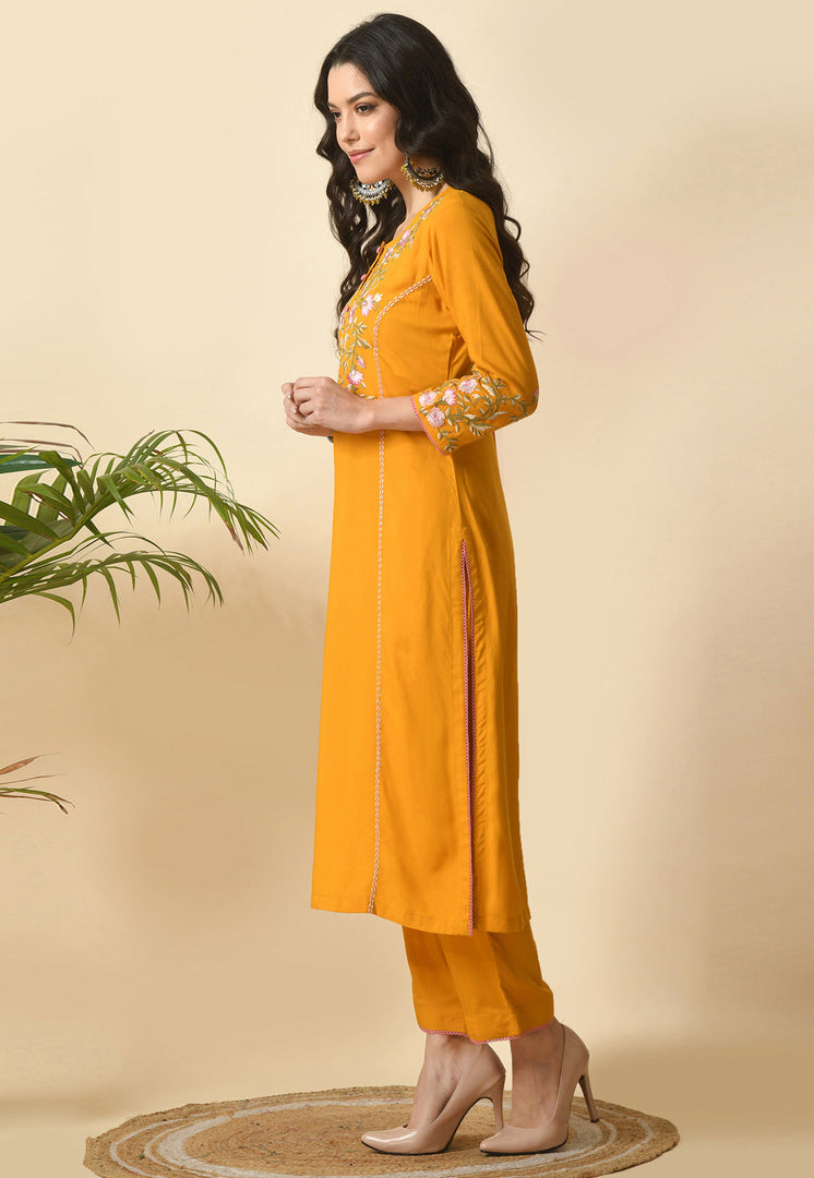 Mustard Cotton Rayon Kurta Set With Pent
