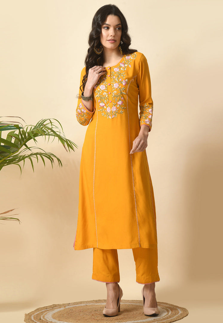 Mustard Cotton Rayon Kurta Set With Pent