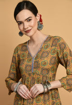 Load image into Gallery viewer, Mustard Muslin Kurta Set With Pent
