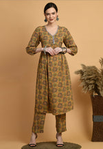 Load image into Gallery viewer, Mustard Muslin Kurta Set With Pent
