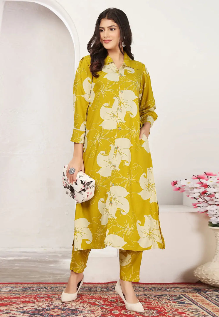 Mustard Rayon Kurta Set With Pent