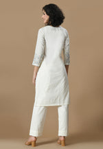 Load image into Gallery viewer, Off White Cotton Kurta Set With Pent
