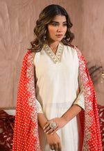 Load image into Gallery viewer, Off White Rayon Readymade Pant Style Suit
