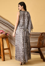 Load image into Gallery viewer, Off White Viscose Printed Jumpsuit
