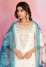 Load image into Gallery viewer, Off White Viscose Readymade Pant Style Suit
