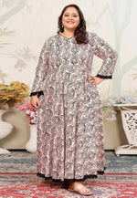 Load image into Gallery viewer, Peach Rayon Printed Long Kurti
