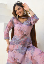 Load image into Gallery viewer, Pink Georgette Readymade Pakistani Suit
