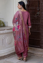 Load image into Gallery viewer, Pink Viscose Readymade Pakistani Suit
