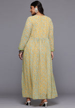 Load image into Gallery viewer, Pista Green Georgette Kurta Set With Pant
