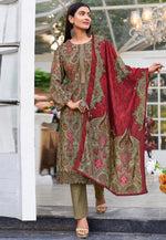 Load image into Gallery viewer, Pista Green Velvet Pakistani Suit

