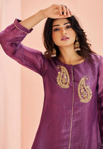 Load image into Gallery viewer, Purple Organza Kurta Set With Pent
