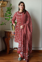 Load image into Gallery viewer, Red Chanderi Cotton Kurta Set With Pant
