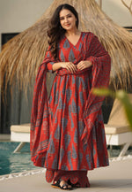 Load image into Gallery viewer, Red Muslin Readymade Pakistani Suit

