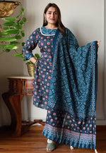 Load image into Gallery viewer, Teal Chanderi Cotton Kurta Set With Pant
