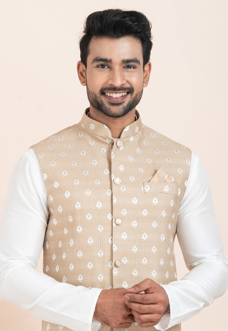 White Banarasi Silk Kurta Pajama With Jacket