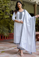 Load image into Gallery viewer, White Viscose Readymade Pant Style Suit
