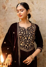 Load image into Gallery viewer, Wine Velvet Readymade Pant Style Suit
