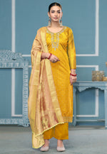 Load image into Gallery viewer, Yellow Banarasi Pant Style Suit
