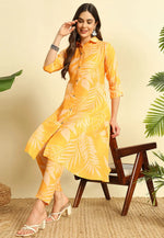 Load image into Gallery viewer, Yellow Cotton Kurta Set With Pent
