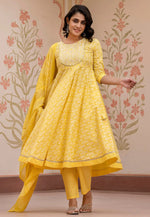 Load image into Gallery viewer, Yellow Cotton Readymade Pant Style Suit
