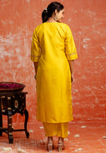 Load image into Gallery viewer, Yellow Silk Readymade Pakistani Suit
